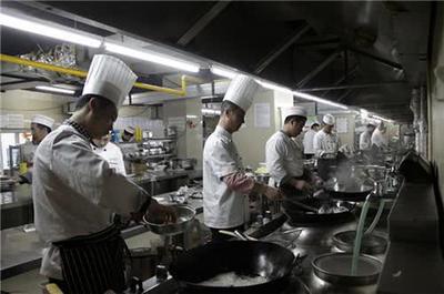 菜品也有質(zhì)量標準？20條熱菜出品管理標準，你的后廚必須有